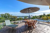 LOCQUIREC Hotels in Locquirec