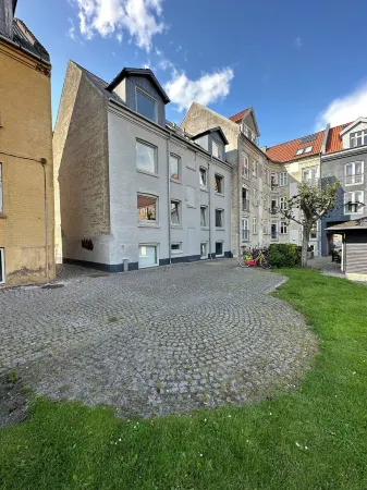 Modern apartment for 6 in city center Отели в г. Ольборг