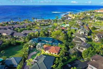 Spacious House: 5 Minute Walk to the Beach