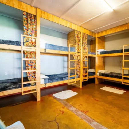 Shoestrings Backpackers Lodge Vic Falls