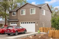 Birdsnest Rest Downtown Redmond Or. Walk to restaurants, breweries and shopping!