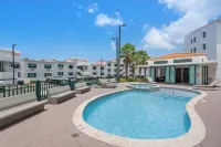 Wyndham Residence 4BR Penthouse Ocean View