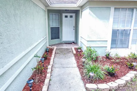 Relax by the pool, casino fun just 5 mins away