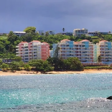 Enchanting 3 bedroom Family Size  Beach gated condo steps to beach Isabela