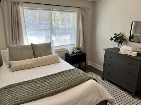 In the heart of Southern Pines & Pinehurst!