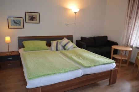 Cozy vacation apartment near the south beach with terrace / dog possible Отели рядом с достопримечательностью «Insel-Camping-Borkum»