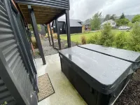 Blue Door Chalet - Ohakune Bach with spa.  Close to town centre.