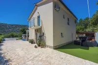 Villa Monte Adria  for 8 + 2 Pers. Hotels in Bribir