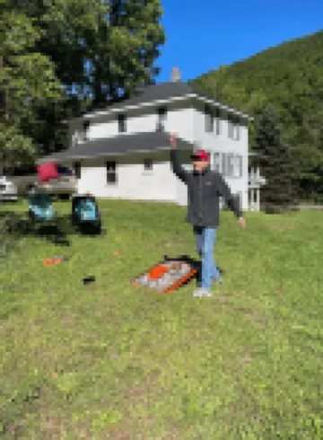 Remodeled Farmhouse 150 Acres - Minutes from Escatawha Farms Fly Fishing