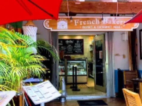 Spacious Private Villa with Pool Backing to Golf Course Beach Only Minutes Away Hotels in Puerto Aventuras