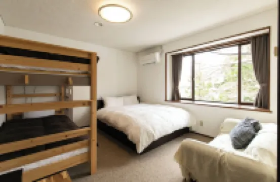 White Tree Lodge Madarao Tangram