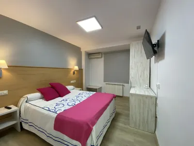 Hotel San Juan Hotels in Campo de Calatrava