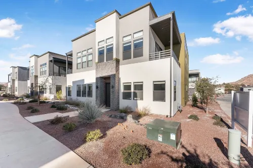 Villa #27 at Bloomington Country Club 4 Bedroom Townhouse