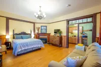 Victoria Falls House