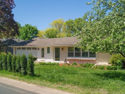 Waterfront Eagle Lake Home w/ Yard & Deck