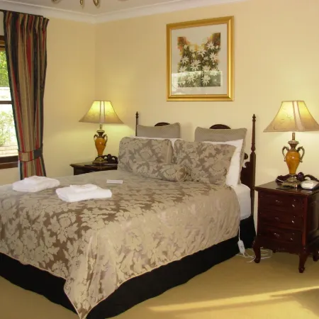 Bathurst Heights Bed & Breakfast