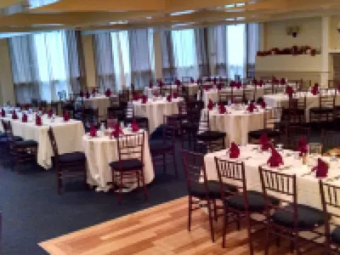 Three Chimneys Inn Hotels in Strafford County