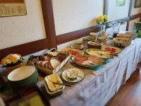 Cronin's Guesthouse Bed & Breakfast - breakfast