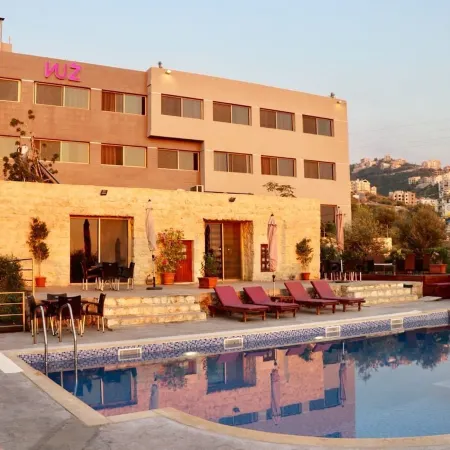 VU'z Hotel