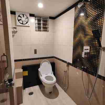 Modern Luxe Studio Apartment in Uttara near Airport Others
