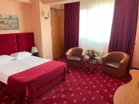 Hotel Class Hotels near Modern Beach