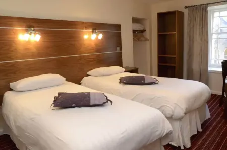 County Hotel Отели в г. Isle of Lewis