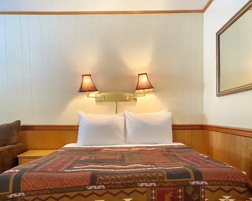 Trail Lake Lodge Hotels in Moose Pass