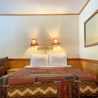 Trail Lake Lodge