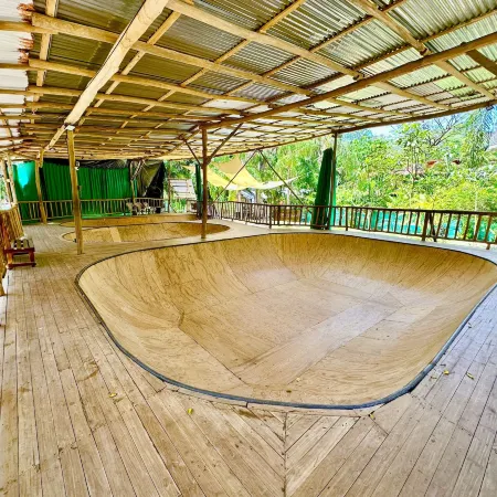 Pacifica Surf Studios