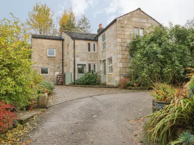 Salter Rake Gate Cottage Hotels near Todmorden