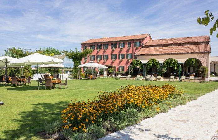 Borgo Ronchetto Hotel Ristorante