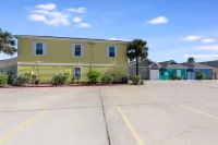 The Luv Shack Hotels in Port Aransas