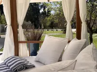 Mas d'Auseu Hotels in Plan-d'Orgon
