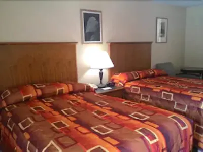 Apalachicola Bay Inn Hotels near Trinity Episcopal Church