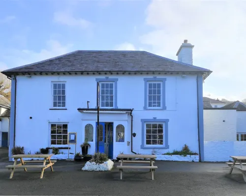 Feathers Hotel, Bar and Restaurant Hotels in Aberaeron