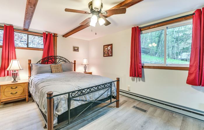 Lake-view Cabin w/ Furnished Deck in Hadley!