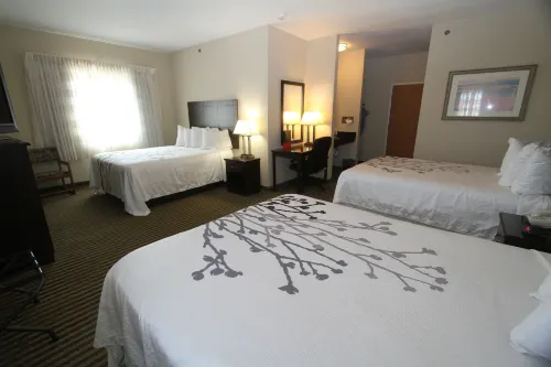 Bowman Inn and Suites فنادق في بومان