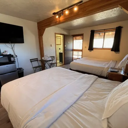 The Spruce Lodge