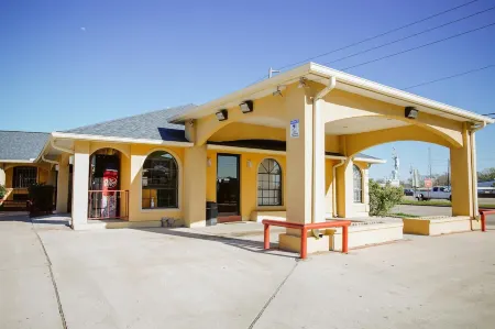 Regency Inn - Channelview