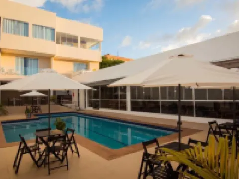 Royal Hotel & Gastronomia โรงแรมในมากาปา
