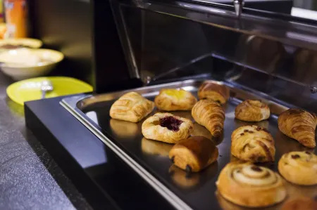 Hoevehotel Ronse Отели рядом с достопримечательностью «1715, Sculpture»