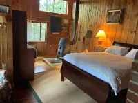 Mackinney Camp - Limit 8 Cottage