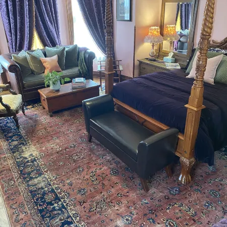 Vineyard Mansion Carriage House