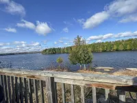 Ahmic Lake Resort's 3-Bedroom Cottage (Black Bear Cottage)