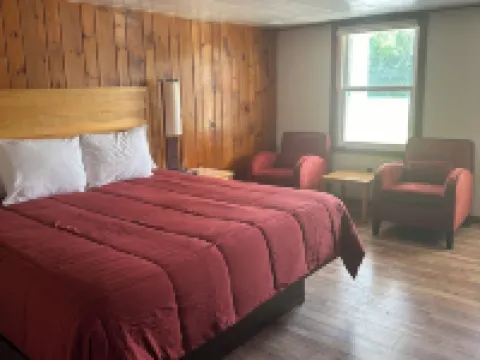 Starlight Inn Hotels in Bennington