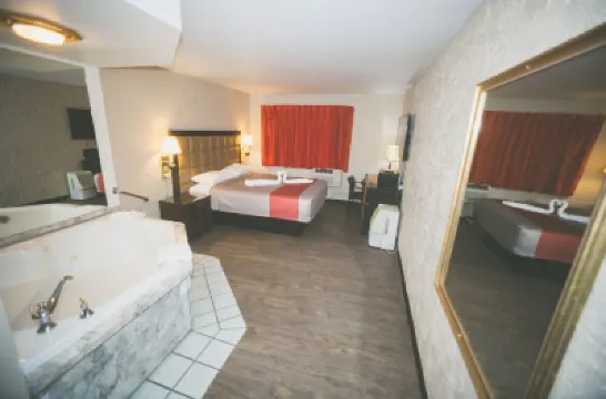 Economy Inn Hotel di 