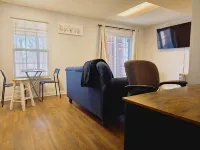 Cozy basement apartment  in amazing Silver Spring with AC, WiFi Hotel a Aspen Hill