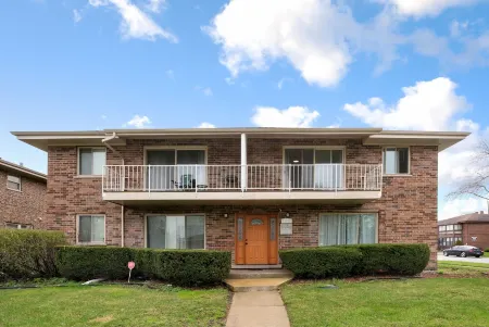 MODERN 2 BEDROOM CONDO! WHEN LUXURY & COMFORT MEET!