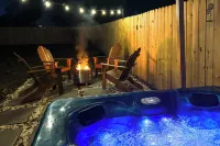 Private Hot Tub & Cold Plunge: Fayetteville Gem! Hotels in Fayetteville