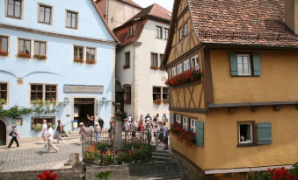 Glocke Weingut Und Hotel
